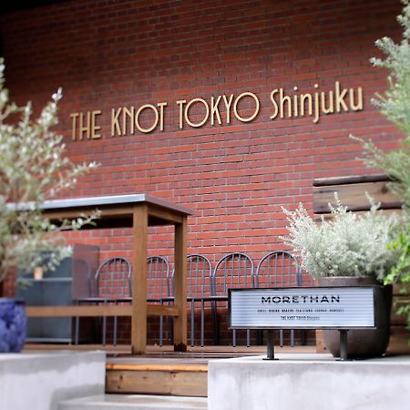Отель The Knot Tokyo Shinjuku Экстерьер фото