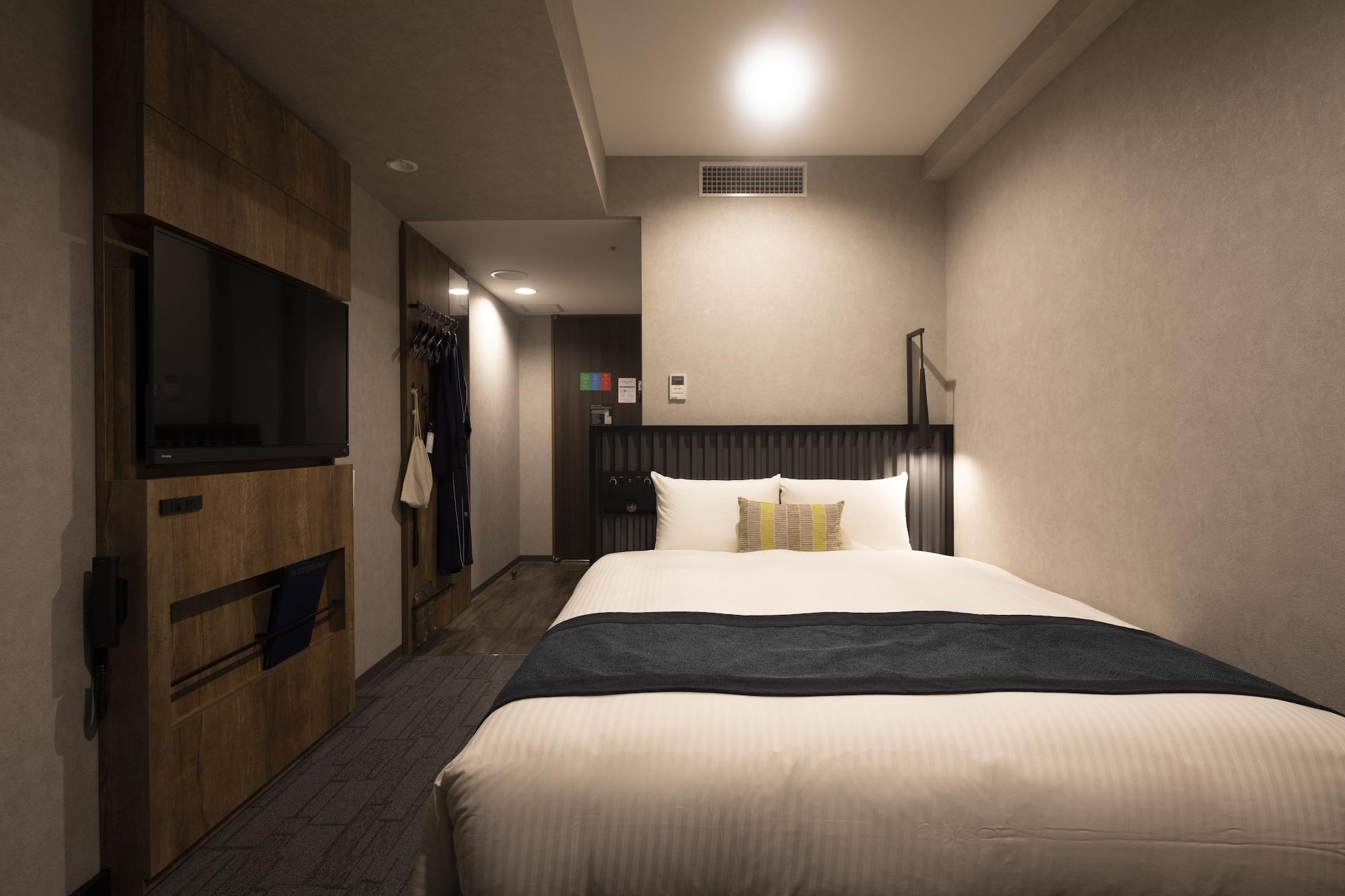 Отель The Knot Tokyo Shinjuku Экстерьер фото