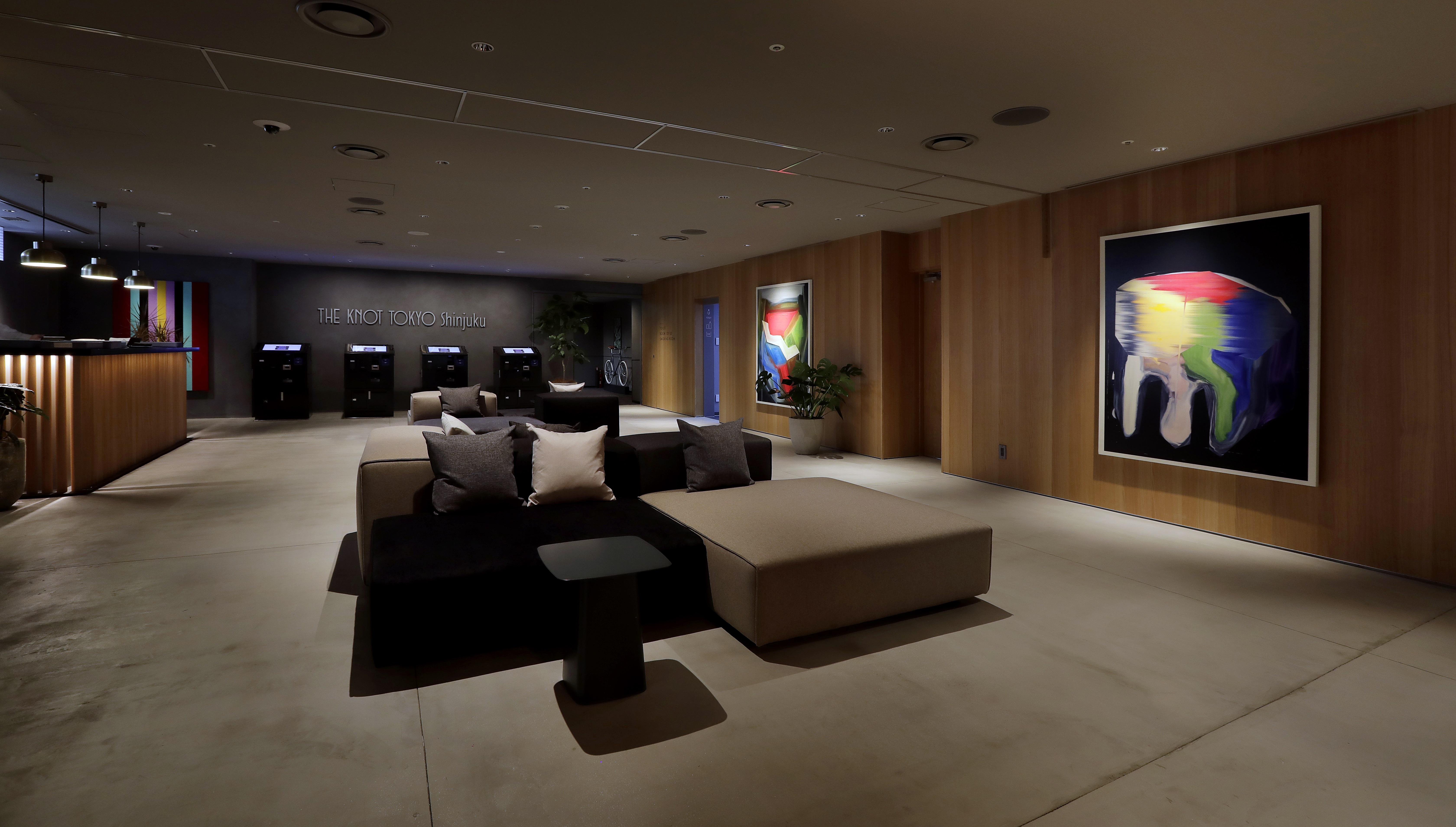 Отель The Knot Tokyo Shinjuku Экстерьер фото