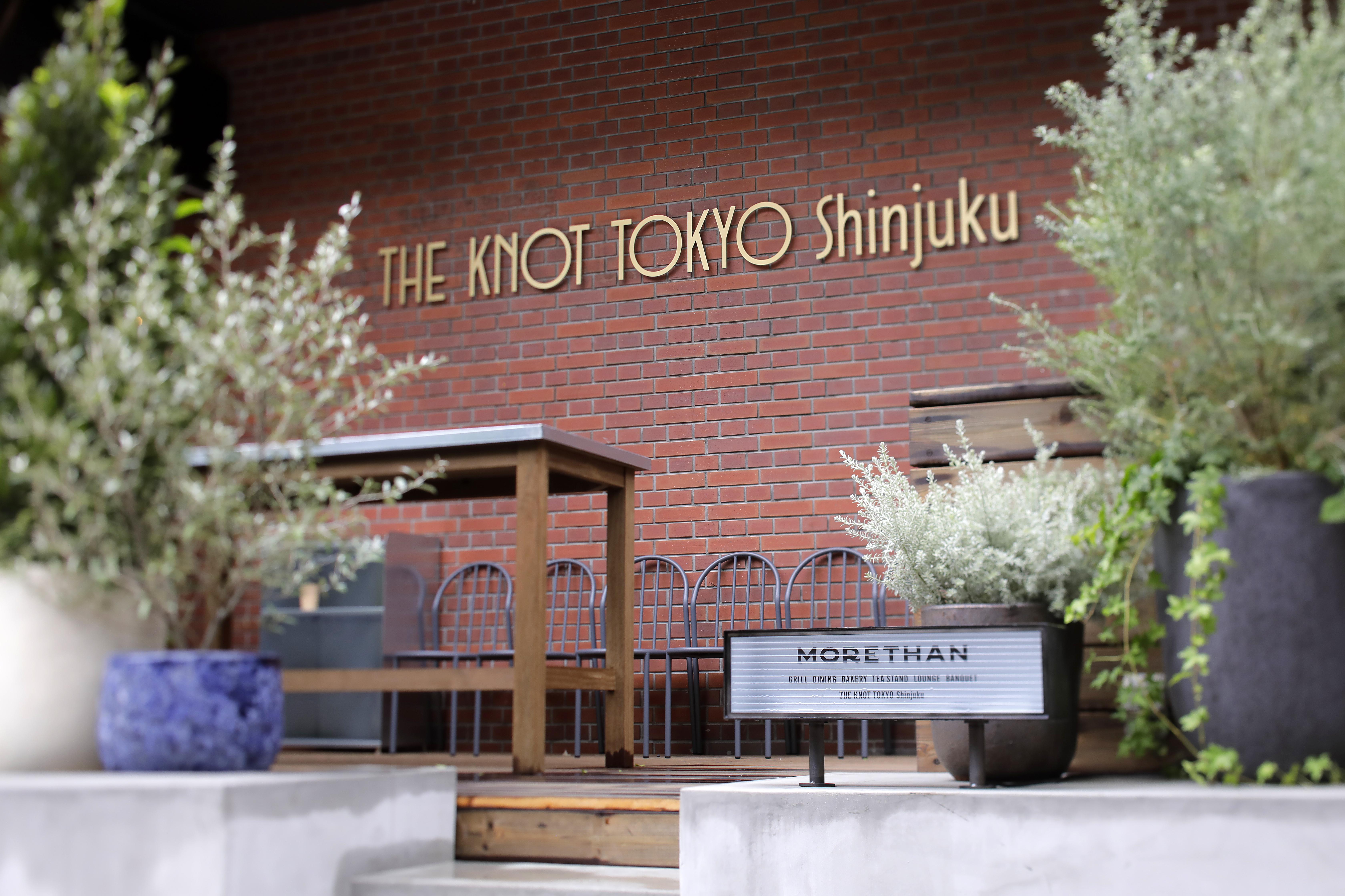 Отель The Knot Tokyo Shinjuku Экстерьер фото
